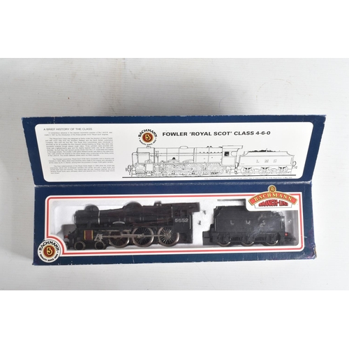 153 - FOUR BOXED HORNBY OO GAUGE LOCOMOTIVES, some in incorrect boxes, comprising R300 GWR Class 57XX Loco... 