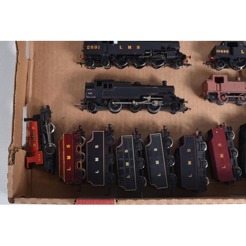 167 - A QUANTITY OF UNBOXED AND ASSORTED OO GAUGE LOCOMOTIVES, mainly of L.M.S. origin, to include Hornby ... 