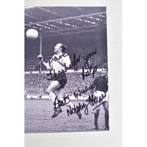 211 - A NUMBER OF SPORTING AUTOGRAPHS, an autograph book signed by various footballers such as Paddy Buckl... 