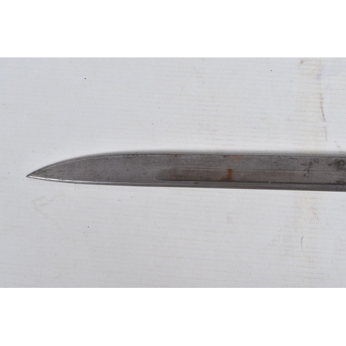 277 - A 1917 DATED REMINGTON UNITED STATES ARMY RIFLE BAYONET, the grip and blade are in good condition an... 