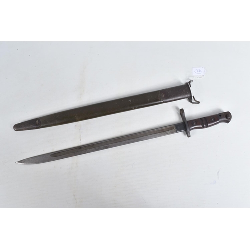 277 - A 1917 DATED REMINGTON UNITED STATES ARMY RIFLE BAYONET, the grip and blade are in good condition an... 