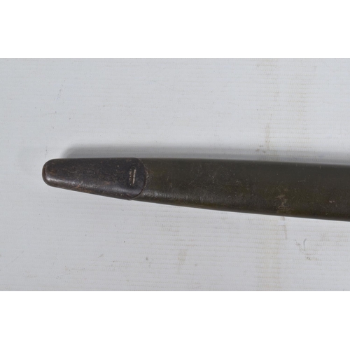 277 - A 1917 DATED REMINGTON UNITED STATES ARMY RIFLE BAYONET, the grip and blade are in good condition an... 