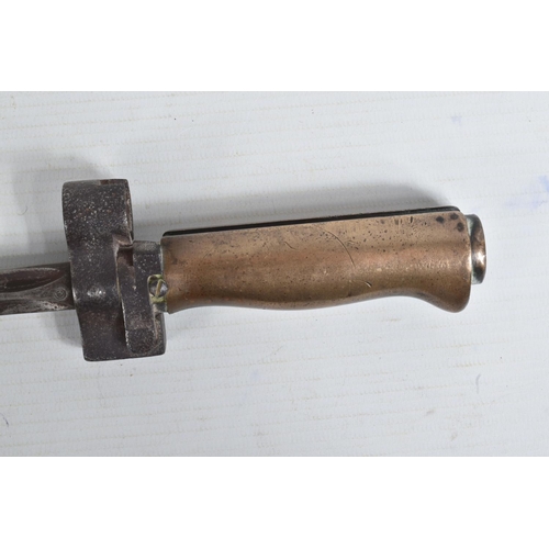 280 - A FRENCH M1886.93.16 LEBEL BAYONET AND SCABBARD, this is in good condition for its age, this is the ... 