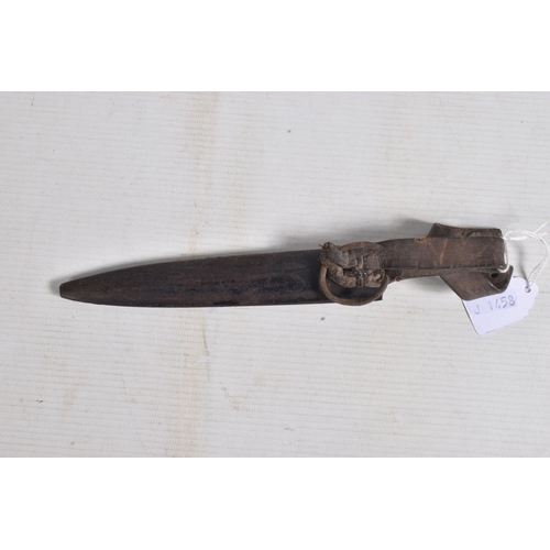 290 - GERMAN WWI TRENCH KNIFE, & A FAIRBAIRN SYKES FIGHTING KNIFE, the German Trench knife comes complete ... 