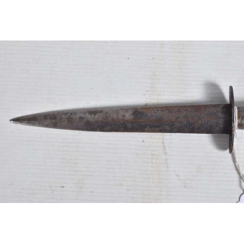 290 - GERMAN WWI TRENCH KNIFE, & A FAIRBAIRN SYKES FIGHTING KNIFE, the German Trench knife comes complete ... 