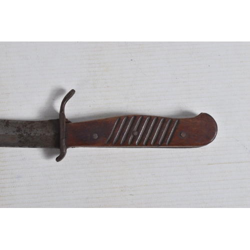 290 - GERMAN WWI TRENCH KNIFE, & A FAIRBAIRN SYKES FIGHTING KNIFE, the German Trench knife comes complete ... 