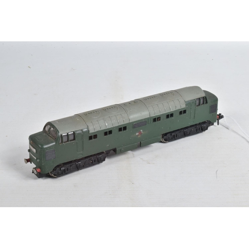 142 - AN UNBOXED HORNBY DUBLO CLASS 55 DELTIC TYPE LOCOMOTIVE, original unnumbered version in B.R. green l... 