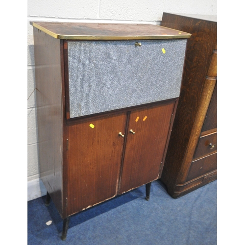 161 - A 1940'S OAK BEDROOM SUITE, comprising a dressing table and tall boy, along with a mid-century cockt... 