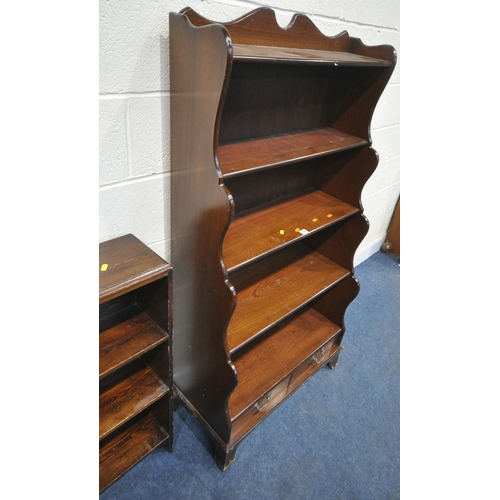 197 - A LATE 20TH CENTURY OAK FIVE TIER WATERFALL BOOKCASE, with two drawers, width 77cm x depth 39cm x he... 