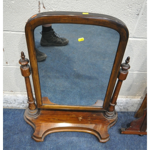 242 - A 20TH CENTURY MAHOGANY OVERMANTEL MIRROR, with central quatrefoil details, an arrangement of shelve... 