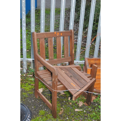 3 - A MODERN WOODEN GARDEN CORNER SEAT, with an angled centre (not fully fixed together) along with a sq... 