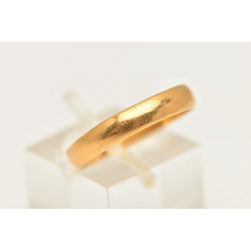 406 - A 22CT GOLD BAND RING, a plain polished band ring, approximate width 3mm, hallmarked 22ct Birmingham... 