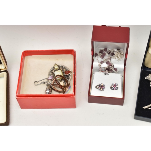 545 - A SMALL BOX OF ASSORTED ITEMS, to include a selection of cufflinks, brooches, earring etc