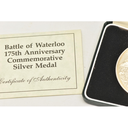 559 - A CASED ROYAL MINT BATTLE OF WATERLOO 175TH ANNIVERSARY COMMEMORATIVE SILVER MEDAL, approximate diam... 