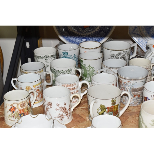 772 - A LARGE QUANTITY OF QUEEN VICTORIA COMMEMORATIVE PORCELAIN, comprising W.H Goss trinket dishes, bud ... 