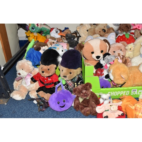 777 - THREE BOXES AND LOOSE PLUSH BEARS AND ANIMALS, to include a DanDee 2000 collectable snowman, a Harro... 