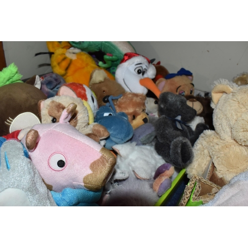 777 - THREE BOXES AND LOOSE PLUSH BEARS AND ANIMALS, to include a DanDee 2000 collectable snowman, a Harro... 