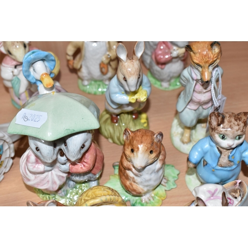 824 - ELEVEN BESWICK BEATRIX POTTER FIGURES, comprising Foxy Whiskered Gentleman BP-2 backstamp, Tom Kitte... 