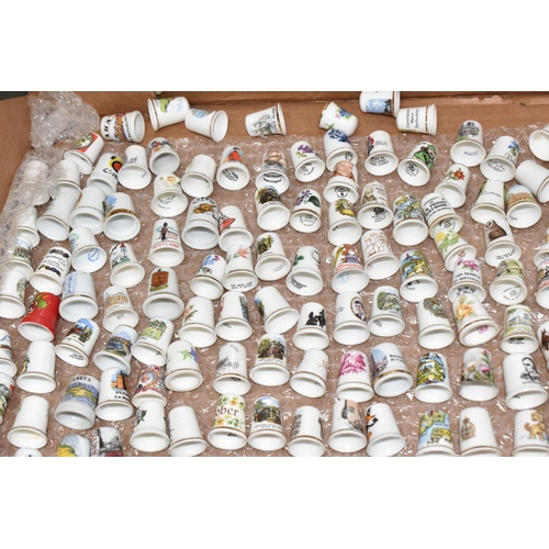 872 - ONE BOX OF CERAMIC COLLECTIBLE THIMBLES comprising approximately two hundred thimbles to include Roy... 