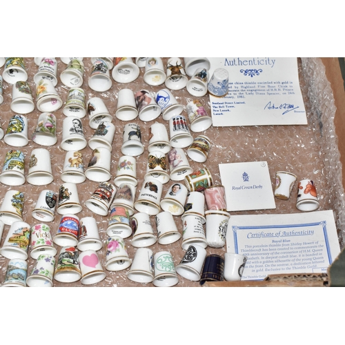 872 - ONE BOX OF CERAMIC COLLECTIBLE THIMBLES comprising approximately two hundred thimbles to include Roy... 