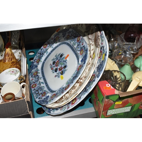 880 - FOUR BOXES AND LOOSE CERAMICS AND GLASS WARES ETC, to include a box of Price Kensington Cottage ware... 