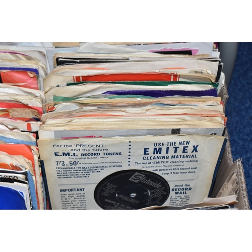 896 - A BOX OF APPROXIMATELY SIXTY 45 RPM SINGLES to include artists Frank Sinatra, Adam and The Ants, Edd... 