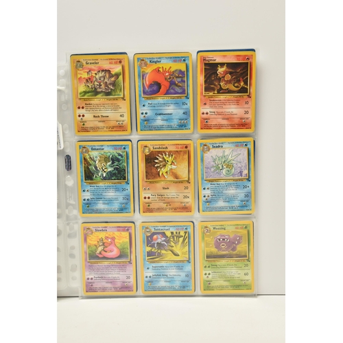 902 - NEAR COMPLETE POKEMON FOSSIL SET, only missing cards 25 and 28, card condition varies, Dragonite 19/... 