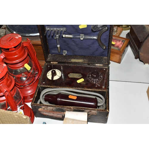 926 - ONE BOX AND LOOSE MISCELLANEOUS SUNDRIES, to include a boxed Salter gas iron, a J.T pocket volt mete... 