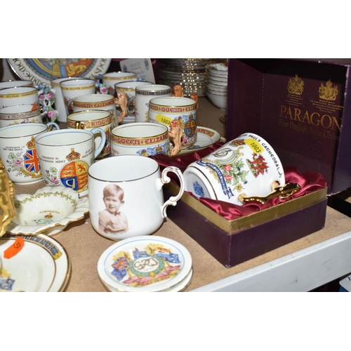 1003 - A COLLECTION OF PARAGON ROYAL COMMEMORATIVE CERAMICS, approximately fifty pieces to include plates, ... 