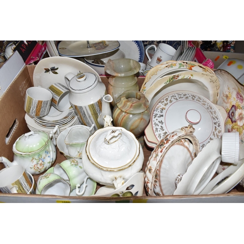 1006 - SIX BOXES AND LOOSE CERAMICS to include a large assortment of vintage tea wares to include a quantit... 