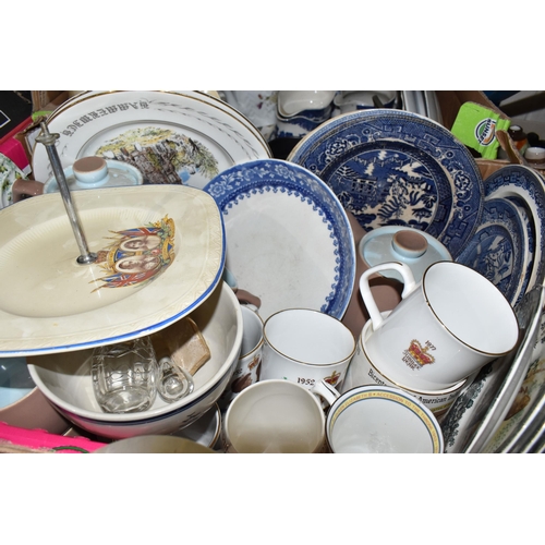 1006 - SIX BOXES AND LOOSE CERAMICS to include a large assortment of vintage tea wares to include a quantit... 