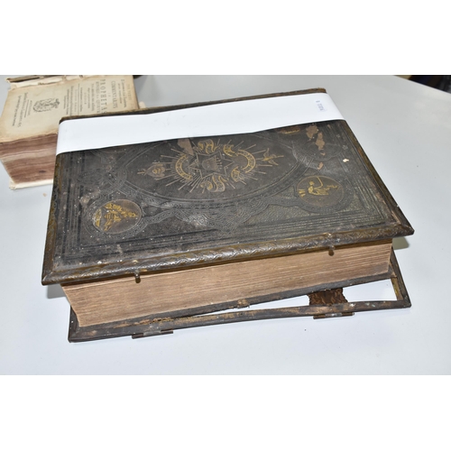 1028 - TWO RELIGIOUS ANTIQUARIAN BOOKS comprising Drusii; Joh, Commentarvis In Prophets Minores XII Qvorvm,... 