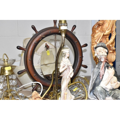 984 - A COLLECTION OF ORNAMENTAL HOME ITEMS, to include 1999 Crosa Juliana Quartz mantel clock, in a green... 