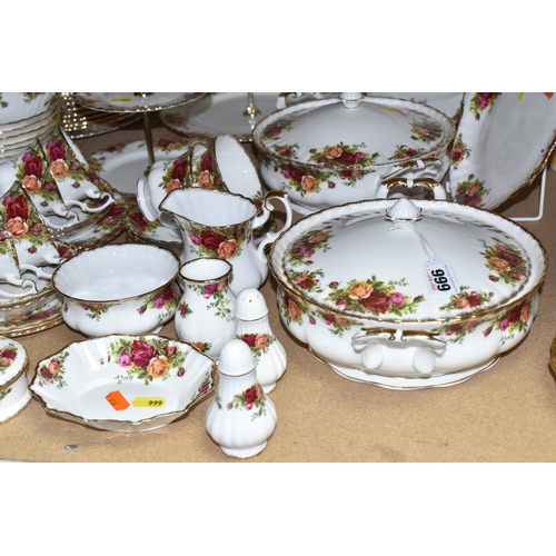 999 - A SIXTY PIECE ROYAL ALBERT 'OLD COUNTRY ROSES' DINNER SERVICE, and five pieces of giftware, comprisi... 