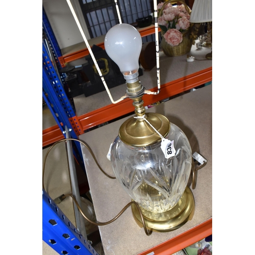 836 - A WATERFORD CRYSTAL CUT GLASS TABLE LAMP on a gilded metal stand, with a Waterford logo to the base ... 