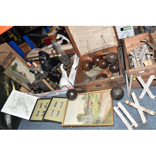 844 - ONE BOX AND LOOSE VINTAGE MISCELLANEOUS SPORTS AND GAMES EQUIPMENT ETC to include a box marked 'Haml... 