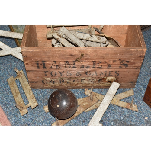 844 - ONE BOX AND LOOSE VINTAGE MISCELLANEOUS SPORTS AND GAMES EQUIPMENT ETC to include a box marked 'Haml... 