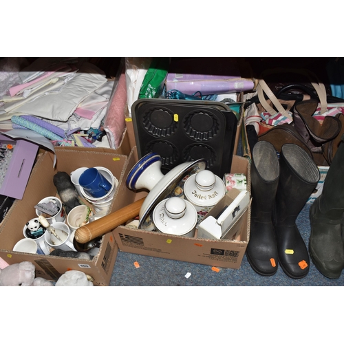 860 - TEN BOXES AND LOOSE MISCELLANEOUS ITEMS to include five pairs of shoes to include manufacturers Laco... 