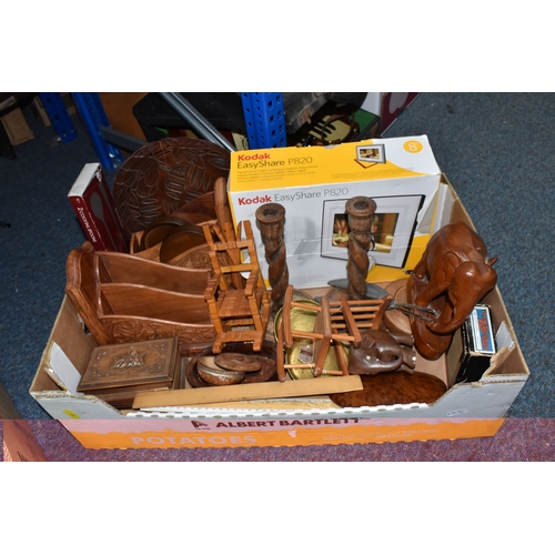 859 - ONE BOX OF MOSTLY TREEN AND A KODAK EASYSHARE DIGITAL FRAME to include two wooden barley twist candl... 