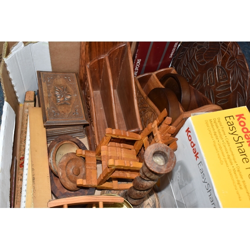 859 - ONE BOX OF MOSTLY TREEN AND A KODAK EASYSHARE DIGITAL FRAME to include two wooden barley twist candl... 