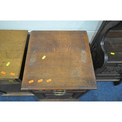 226 - THREE PIECES OF 20TH CENTURY OAK FURNITURE, to include a purdonium, with a single drawer over a fall... 