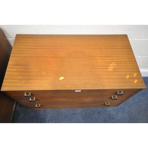 259 - A MID CENTURY AVALON TEAK CHEST OF THREE DRAWERS, raised on tapered legs, width 82cm x depth 44cm x ... 