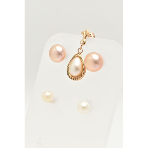 429 - AN ASSORTMENT OF EARRINGS, to include a pair of pink hue fresh water cultured pearl stud earrings, f... 