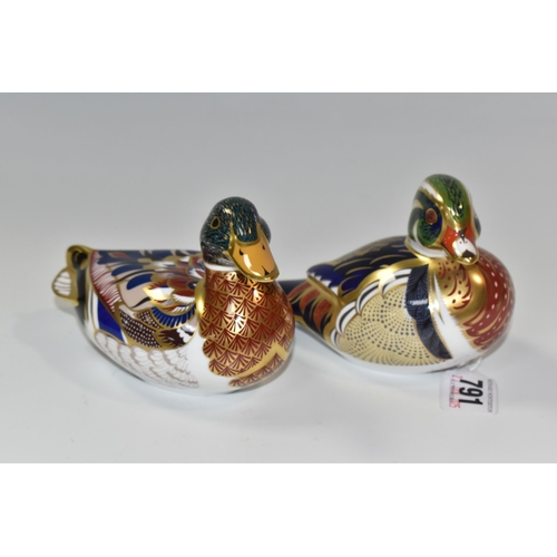 791 - TWO ROYAL CROWN DERBY IMARI PAPERWEIGHTS, comprising  'Mallard Duck' introduced 1997 and 'Carolina D... 