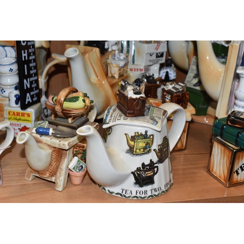 796 - A COLLECTION OF CARDEW NOVELTY TEAPOTS AND MINIATURE NOVELTY TEAPOTS, six standard size teapots comp... 