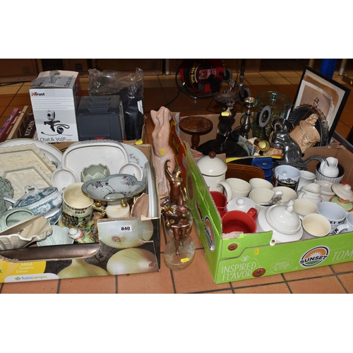 840 - FOUR BOXES AND LOOSE CERAMICS AND MISCELLANEOUS ITEMS to include a box of vintage ceramics to includ... 