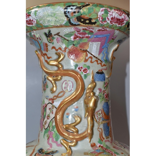 859 - A LARGE NINETEENTH/EARLY TWENTIETH CENTURY CANTON CHINESE 'FAMILLE ROSE' VASE depicting court and co... 