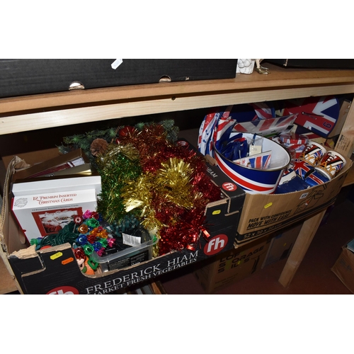 879 - THREE BOXES AND LOOSE CHRISTMAS DECORATIONS, UNION JACK THEMED ITEMS AND MISCELLANEOUS, to include a... 