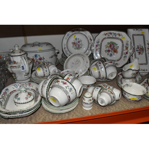 890 - A LARGE GROUP OF MOSTLY SPODE CHINESE ROSE DINNERWARES to include a lidded tureen (dull when tapped)... 