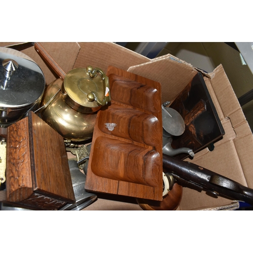 896 - ONE BOX AND LOOSE MISCELLANEOUS ITEMS to include a Chinese brass bowl with etched dragons and a cent... 